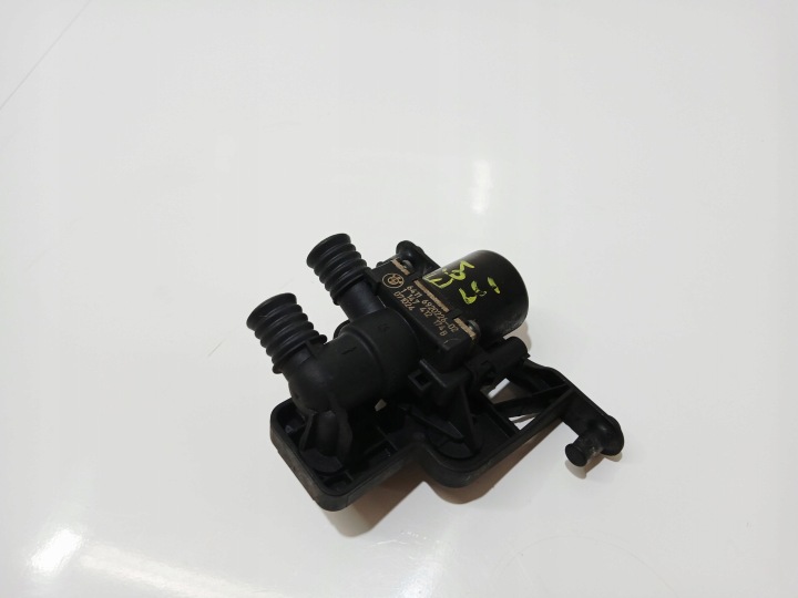 solenoid valve pump of water BMW E60 E61 6920226 (4824763)
