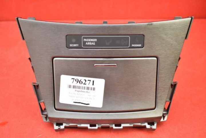ashtray passenger compartment 58804-05110 TOYOTA AVENSIS T27 09-11