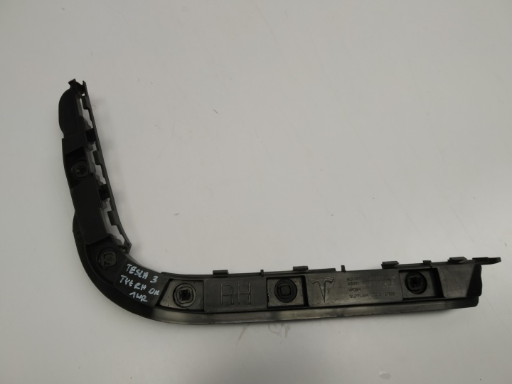 stoßstangenführung Halter Stütze rechts heck 1083989-00-J TESLA MODEL 3 III