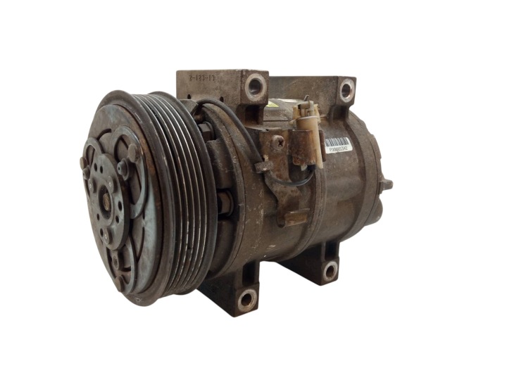 Compresseur Climatisateur air conditionné 8708581 P30665342 2.4 20V Volvo S70 et (1996-2000)