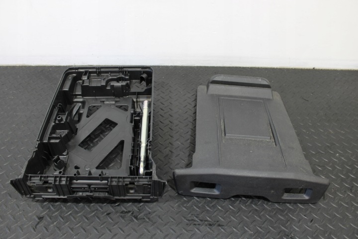 CRIC MARTINETTO CITROEN SPACETOURER 3 III 9811866680