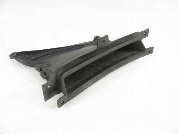 intake drain air left of a fender prowadnica BMW 7 G11 G12 2015-2019r.