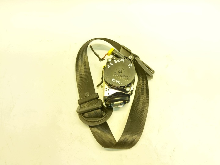 Audi A4 B9 8W LIFT Kombi 8W9 Gurten Sicherheits rechts