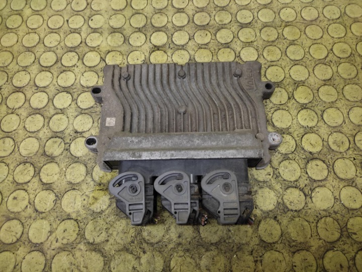 PEUGEOT 206 Bedienteil DES MOTORS 9666257580