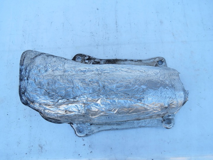 cover TERMICZNA VOLVO XC70 II CROSS AWD 2.4D 185KM 2000-2007r 30742609