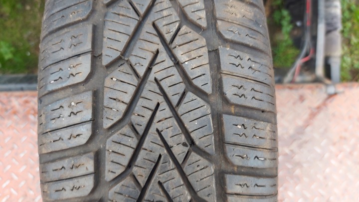 SEMPERIT SPEED-GRIP 2 175/65R15 guma ZIMOWA 6mm