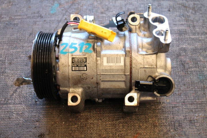 2512. Compresseur Climatisateur air conditionné PEUGEOT CITROEN 9850821180
