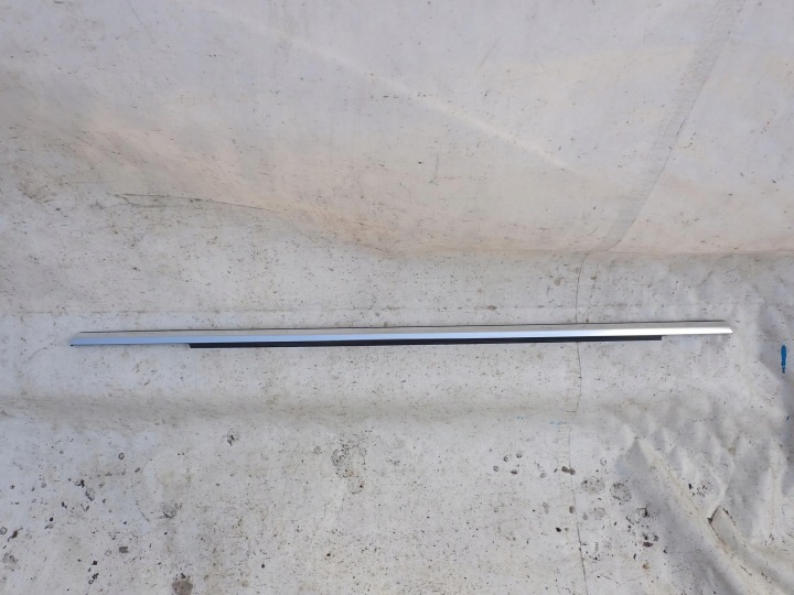 AUDI A6 C8 4K 18-> CHROM moulding door left rear part