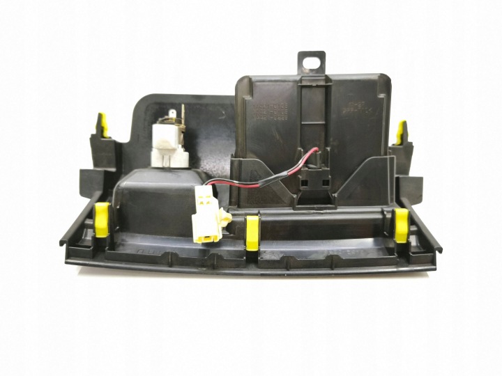 LAND CRUISER 120 пепелник (J12) Zzoemcodez 31046659 3.0L дизел 7
