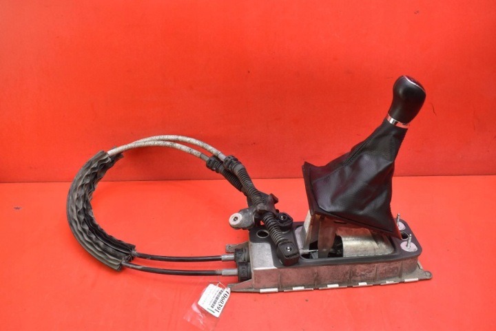 Schaltkulisse Schalthebel getriebe 6 BIEG 5K0711049D SKODA RAPID 1 und 1.4 TSI 150 KM