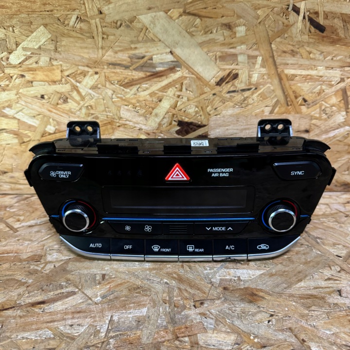 panel ovládání klimatizaci HYUNDAI IONIQ 97250-G2050