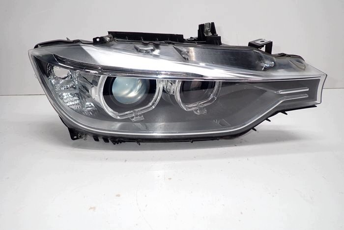 BMW F30 F31 3 BI-XENON reflektor rechts licht rechts 7259526