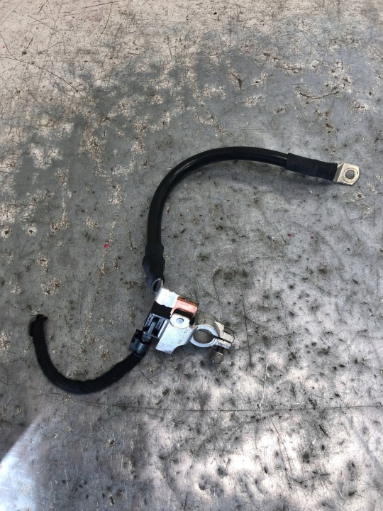 svorka minusová AUDI A4 B8 LIFT 8T0915181