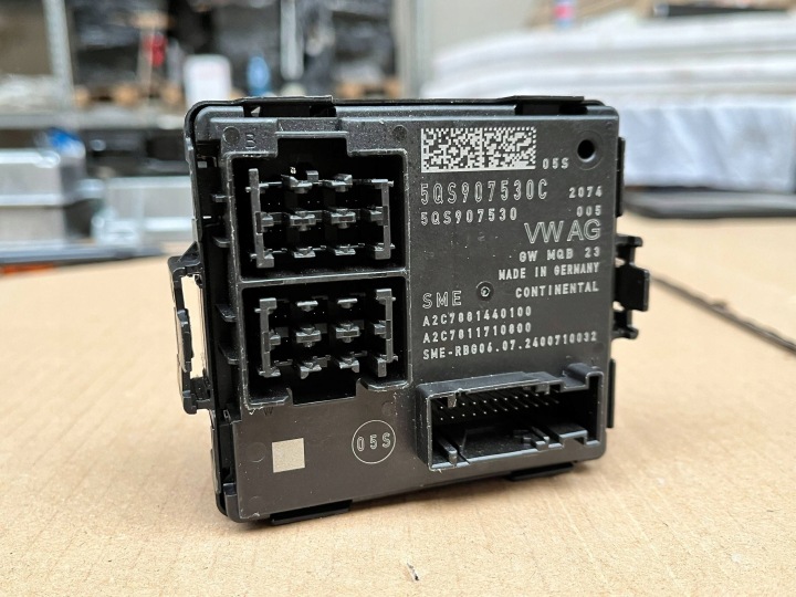 modul, Bedienteil Gateway VW,Audi,Seat,Skoda 5QS907530C !J