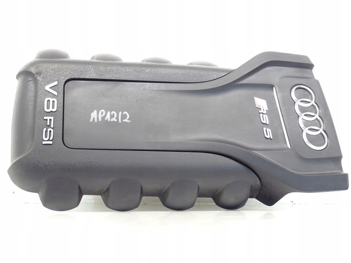 cover upper of the engine AUDI RS5 8T0103926B