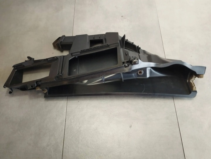 Mercedes-Benz CLS C218 intake drain air A2128300244 UK
