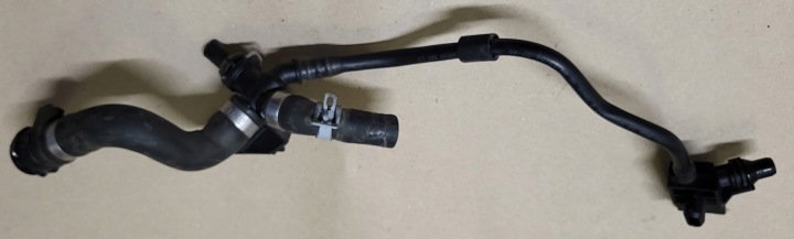 wiring of water hose of gas CHLODZACEGO VOLVO XC60 II 2.0D MILD HYBRID OE EU