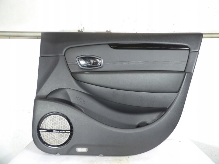 RENAULT SCENIC III LIFT tapacír dveře předek pravá 809007553R