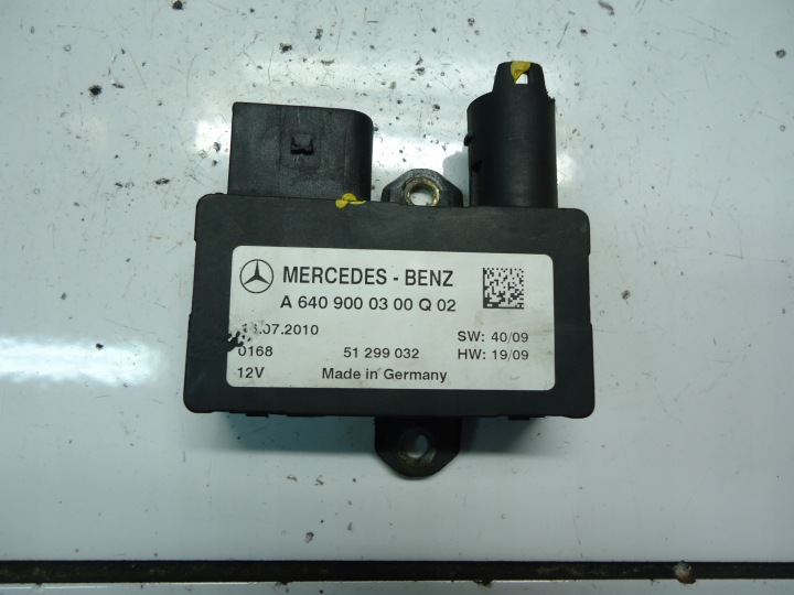 MERCEDES A W169 B W245 2.0CDI 640.940 relay plugs ZAROWYCH A6409000300