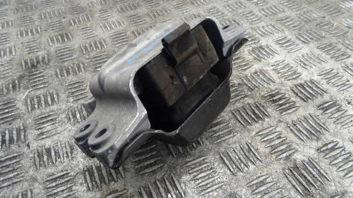Volkswagen OE 1K0199555L getriebehalter getriebestütze getriebelager