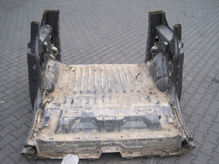 LONGHERONE posteriore Supporto LAMIERATO POSTERIORE parafango Destra sinistra PEUGEOT RIFTER 19r