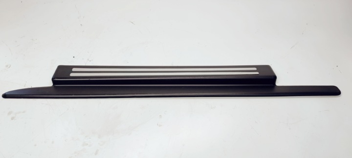 Moulage Jupe Droit AUDI A4 B6 CABRIO 8H0853492