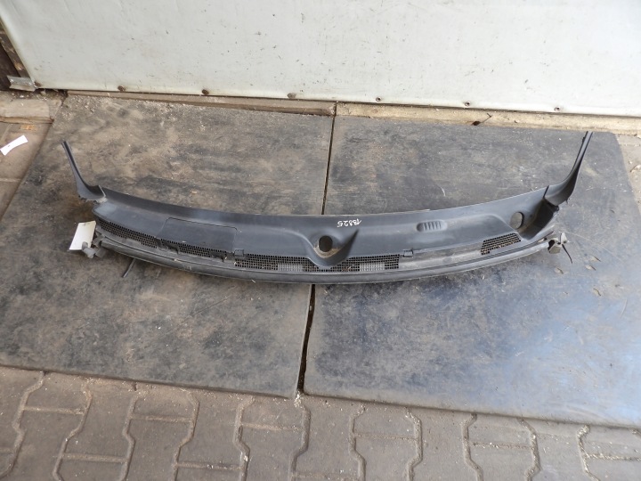 Nissan Cube Z12 Griglia gocciolatoio LF44-5311-100 668621FC0A 668621FG0A