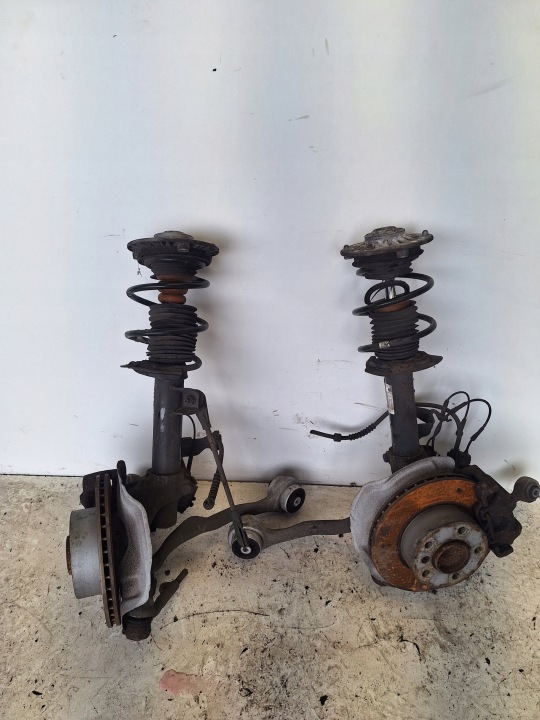 BMW und F20 11-15 MACPHERSON Achsschenkel Radnabe Radlager links DIESEL