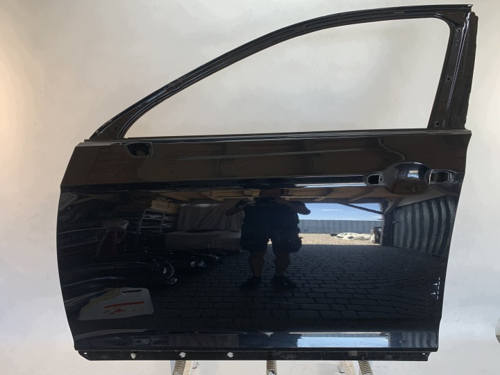 Portière Gauche Avant Volkswagen VW Passat B8 15-24r 3G0831311 08.26