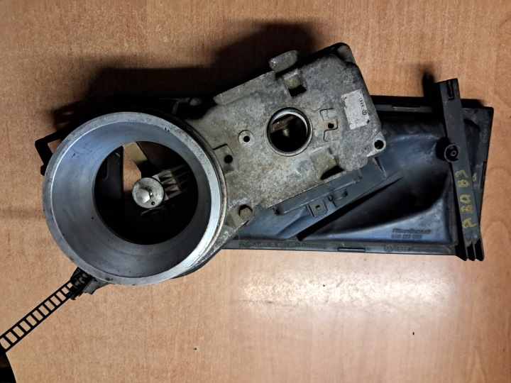 Débimètre de l’air AUDI 90 0438121011