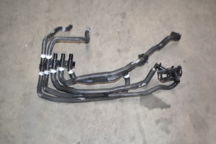 IDEALNA MAGISTRALA of the hose hoses of water AUDI A5 B10 1