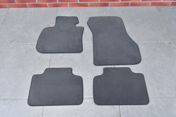 mats WELUROWE KOMPLET of a wiper BMW 2 F45