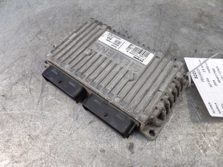 Peugeot 307 Computer Bedienteil S228047529B TA2000 9649117680 8200031512