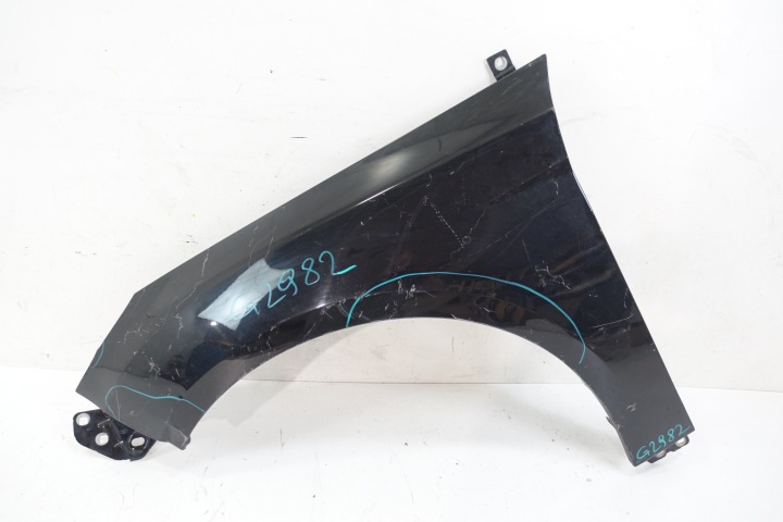 FORD FOCUS MK3 2010- Kotflügel vorne links vorne