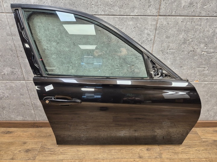 BMW F30 F31 dveře pravý předek přední originál lak X02 CITRINSCHWARZ
