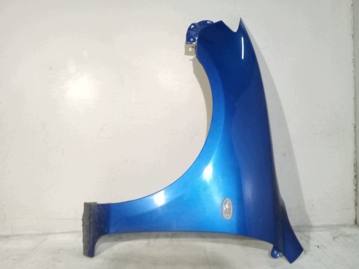 Mazda 3 BK berlina parafango sinistra sinistra Bocchetta