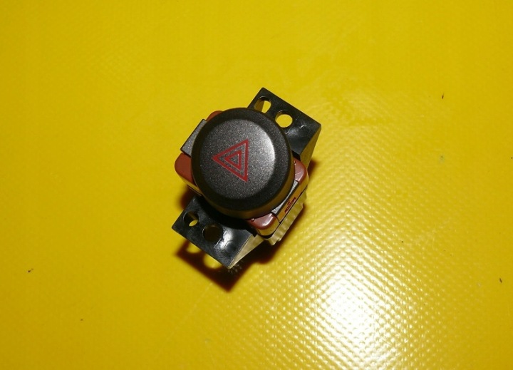 button switch of warning lights HONDA CIVIC VIII 8 4D