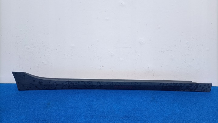 BMW F40 F44 right moulding threshold threshold 211636-11 H720LJ
