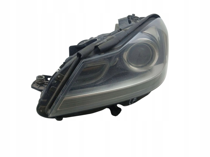 Licht REFLEKTRO links vorne XENON MERCEDES C W204 LIFT (11-14) EUROPA