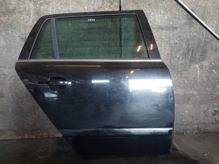 dvere kompletné pravý zadok OPEL ASTRA H LIFT Z20R KOMBI