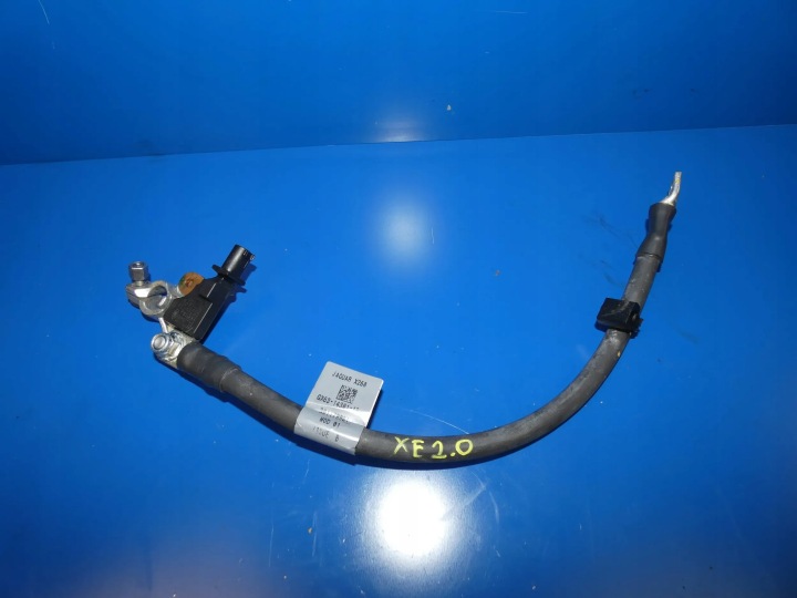 Jaguar XE X760 minus clamp fuse