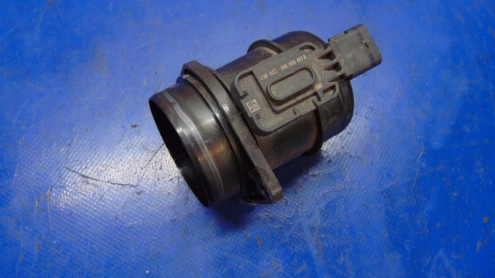 flow meter air 1.6TDI 04L906461B SKODA OCTAVIA III 13-20R