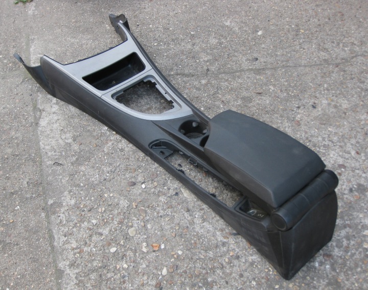 TUNEL CENTRAL COM BMW 1 E87 B 6