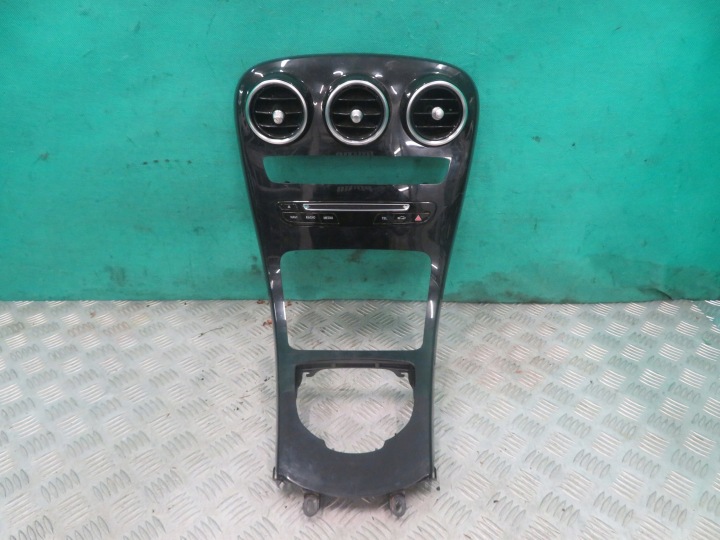 telaio BOCCHETTE MERCEDES W205 C KLASA 18R A2056803905