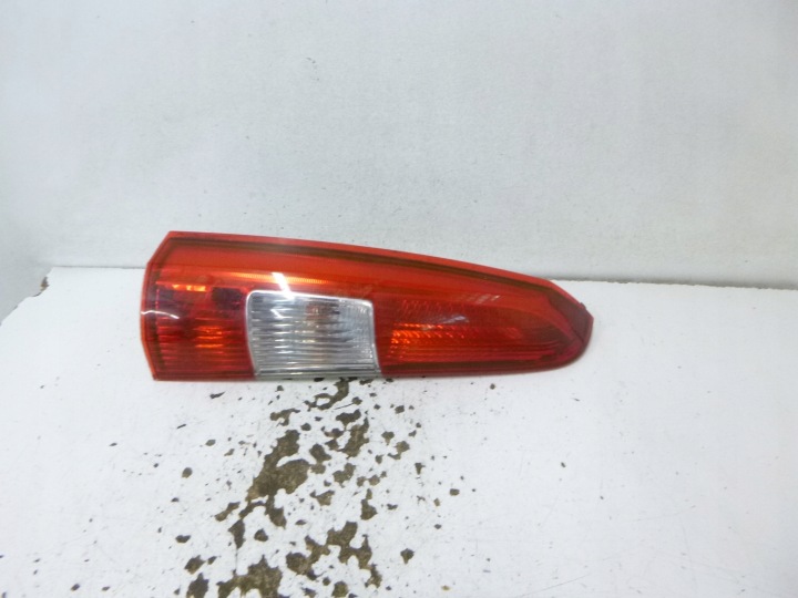 Feux phare Arrière Arrière Gauche Supérieure Volvo V70 II Kombi 2000-2007 9154493 HELLA