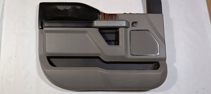 Bok tapacír dvere predok przednich ľavých Ford F150 F-150 2015