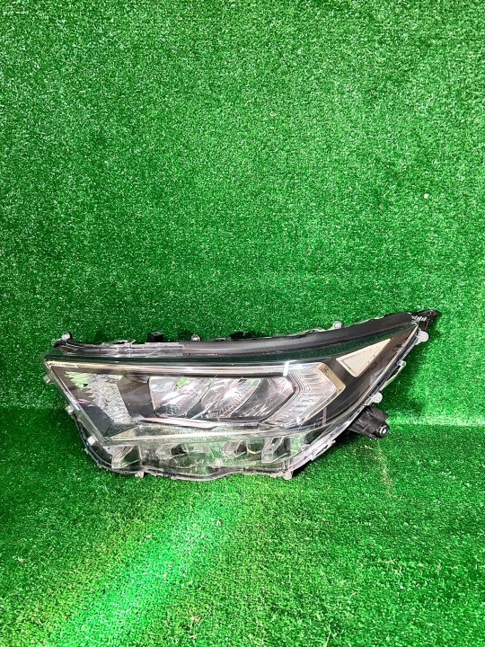 REFLEKTOR left TOYOTA RAV4 V FULL LED