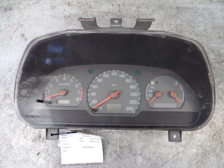 Volvo S40 dials, liczniki 30862000/007 30864002/004 V40E UK-NSI OP-0200015