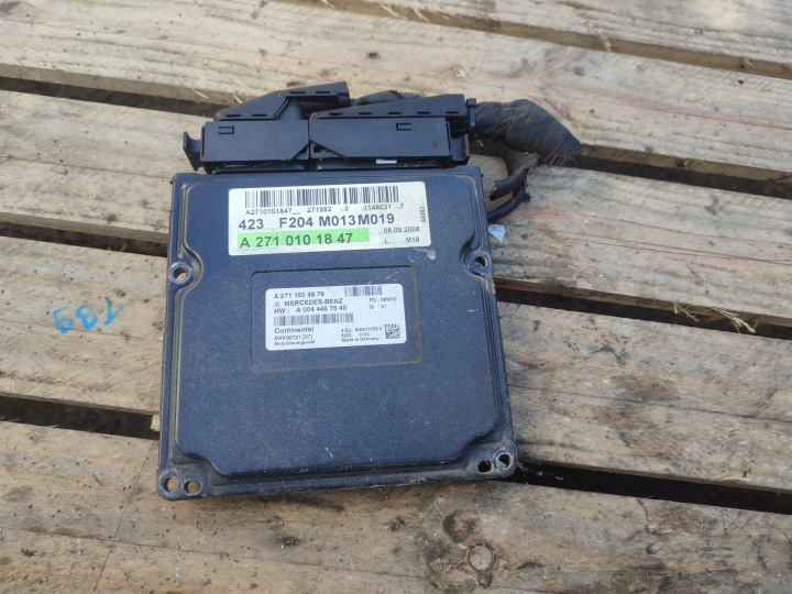 control unit of the engine MERCEDES W204 1.8 A2711504879 A0044467540