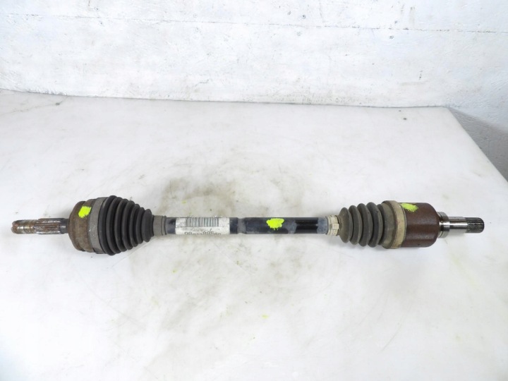 Citroen C3 II 1.1 VTI semi-axis left